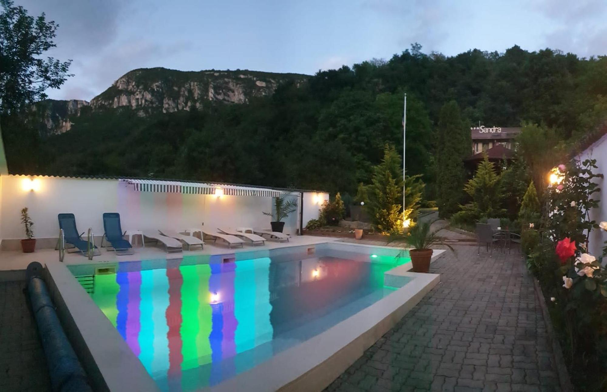 Cazare Casa Sandra Baile Herculane Luaran gambar